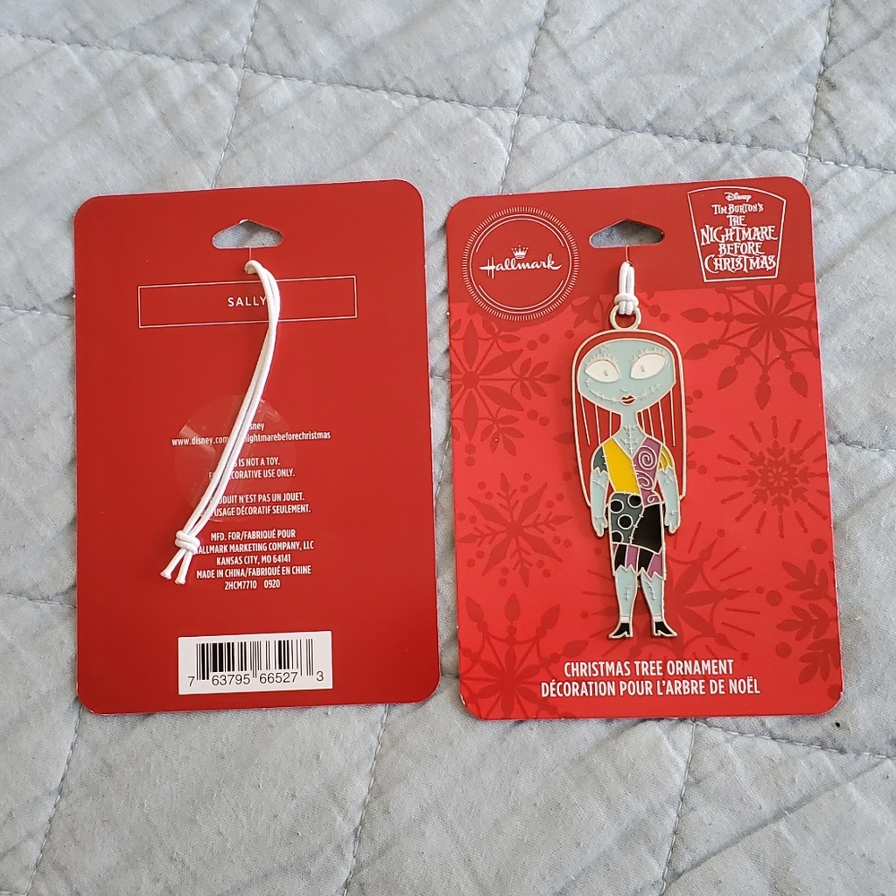 NWT hallmark Christmas ornament